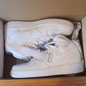 Nike Air Force 1 Mid ‘07